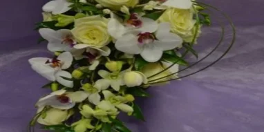 Салон цветов и подарков Цветочный Джаз 